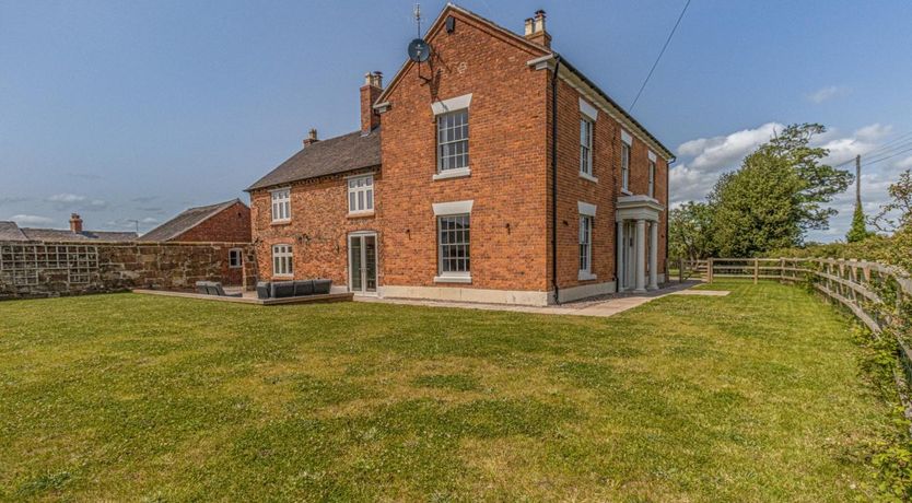 Photo of 7 Bed in Burlton