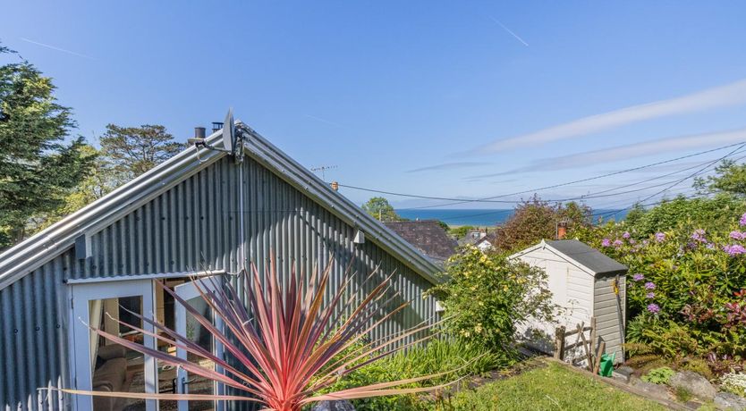 Photo of 1 Bed in Llwyngwril
