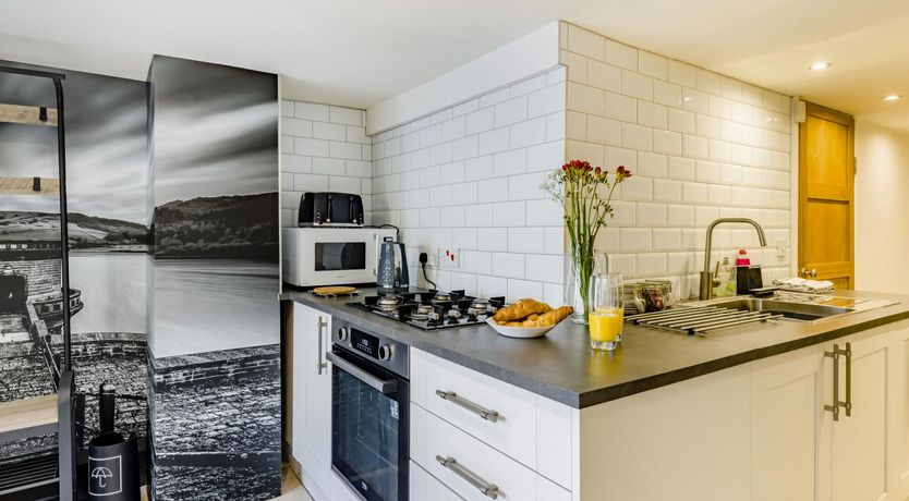 Photo of 3 Bed in Whaley Bridge