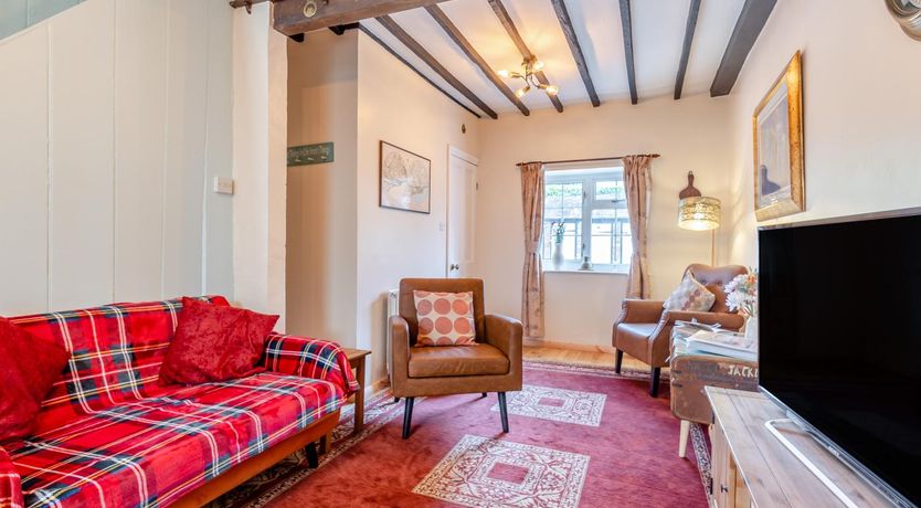 Photo of 3 Bed in Hythe