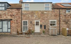 Photo of 2 Bed in Seahouses