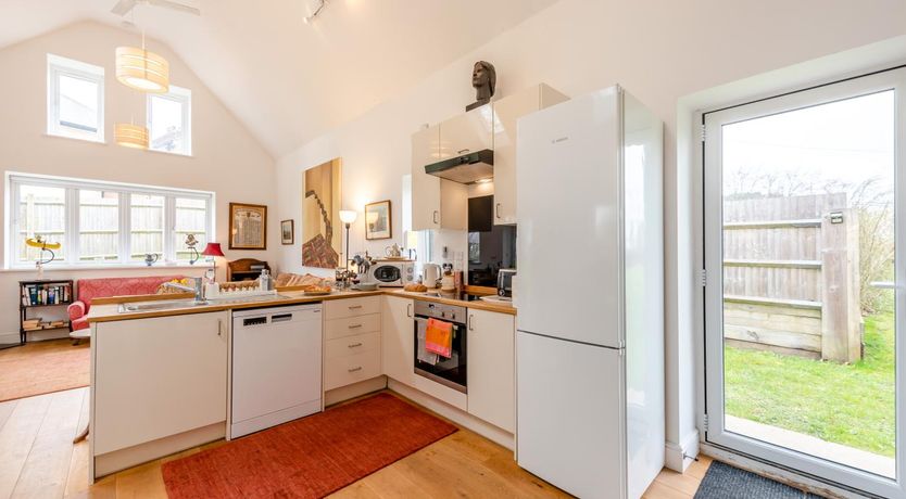 Photo of 2 Bed in Battle