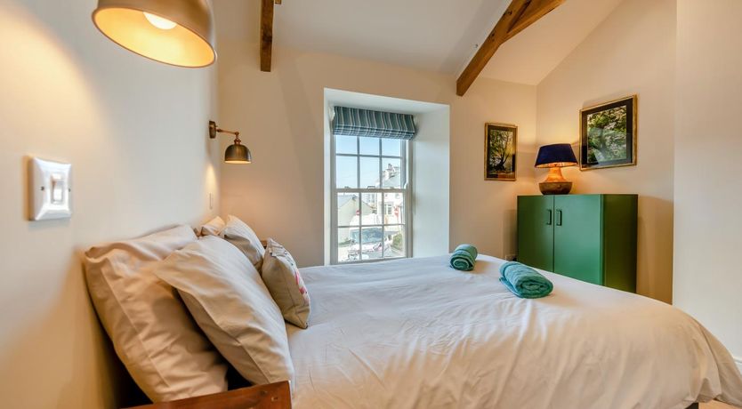 Photo of 2 Bed in Little Haven