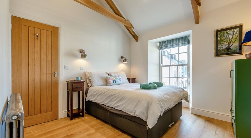 Photo of 2 Bed in Little Haven