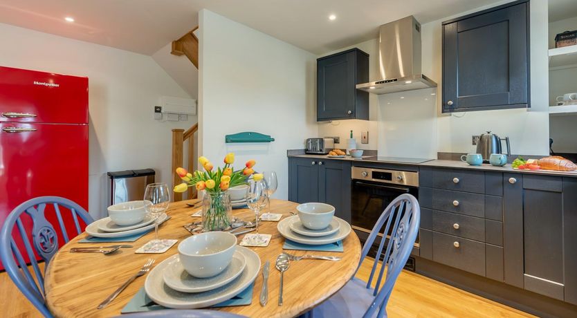 Photo of 2 Bed in Little Haven