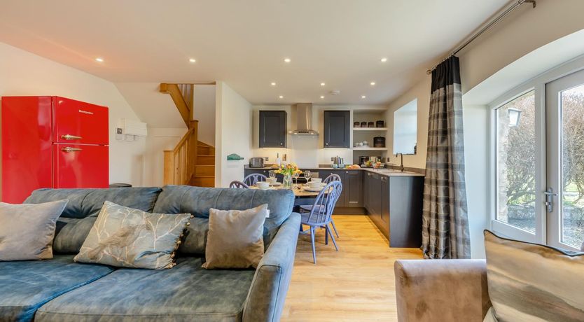 Photo of 2 Bed in Little Haven