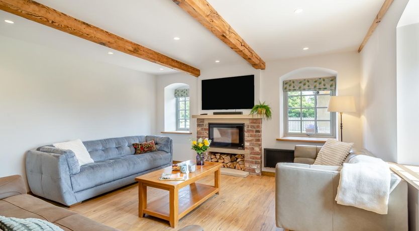 Photo of 5 Bed in Wigglesworth