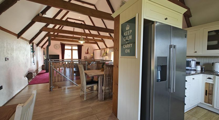 Photo of 4 Bed in Malborough