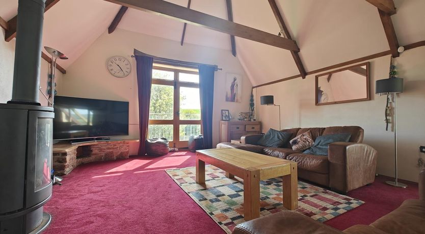 Photo of 4 Bed in Malborough