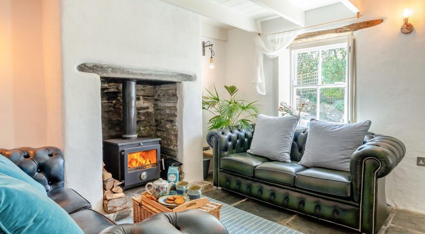 Photo of 3 Bed in St. Teath