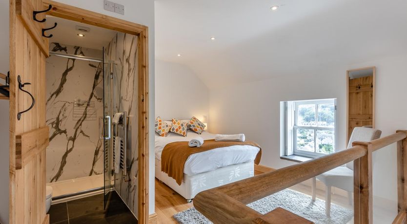 Photo of 1 Bed in Abergynolwyn