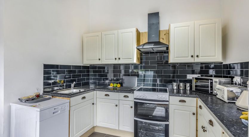 Photo of 1 Bed in Abergynolwyn