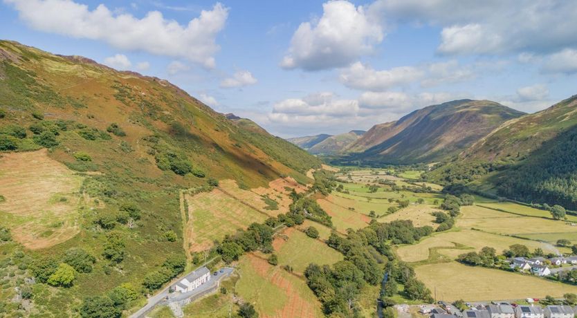 Photo of 1 Bed in Abergynolwyn