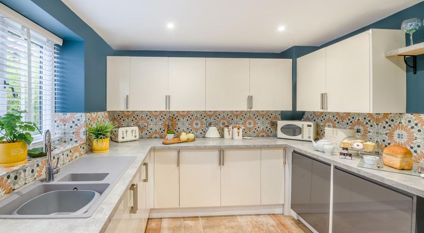 Photo of 2 Bed in Thornton Dale
