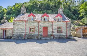 Photo of 2-bed-in-penmaenpool-1