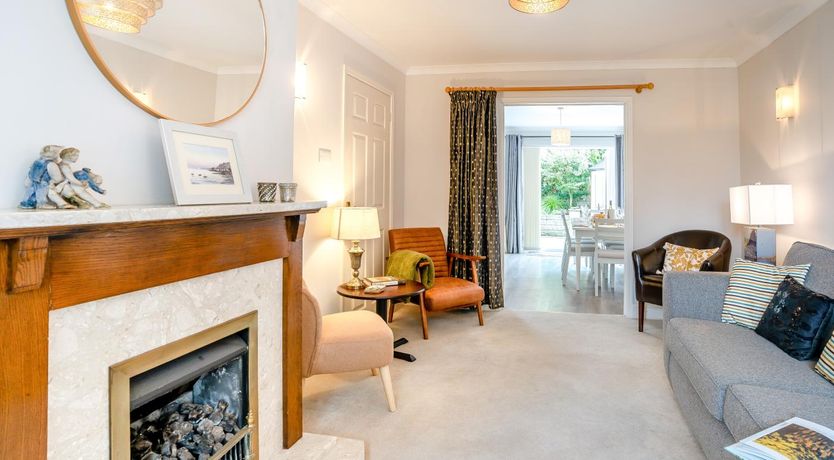 Photo of 5 Bed in Oxwich