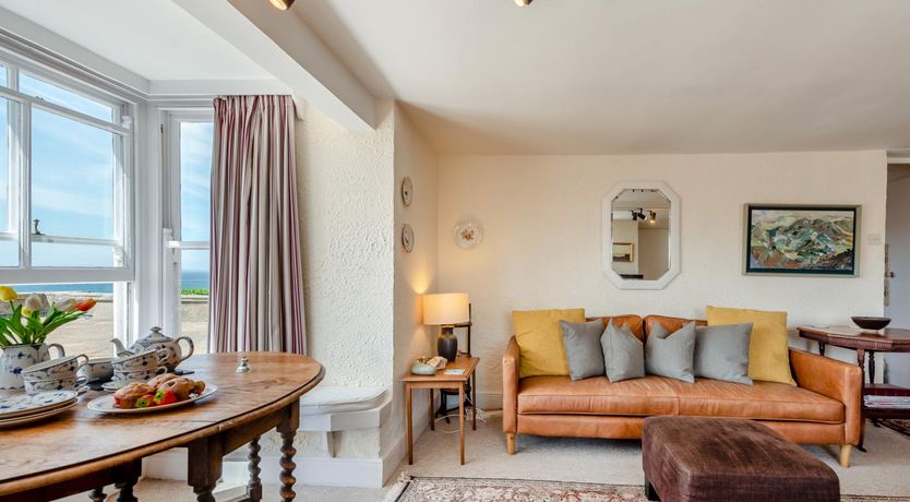 Photo of 4 Bed in Little Haven