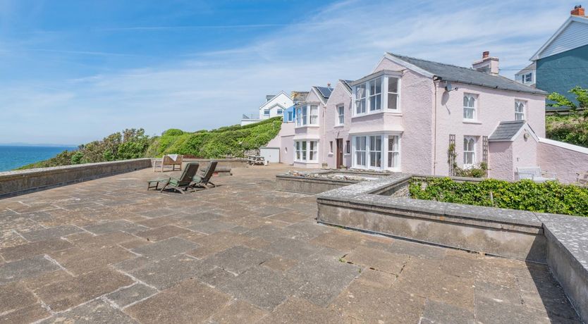 Photo of 4 Bed in Little Haven