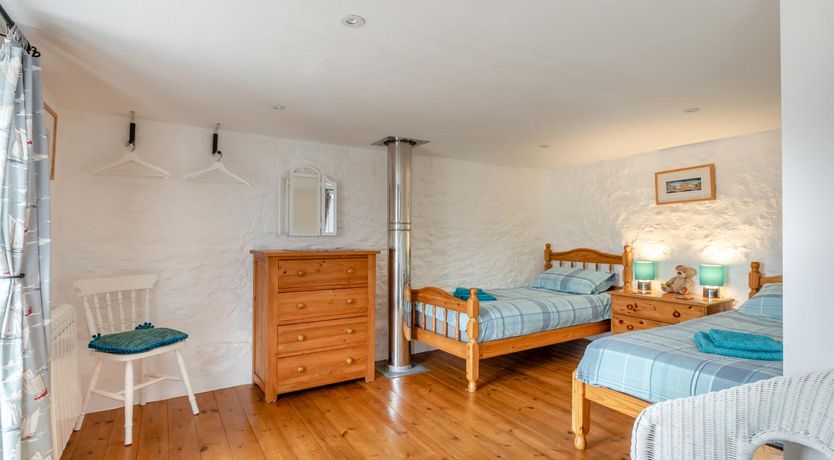 Photo of 2 Bed in Chideock