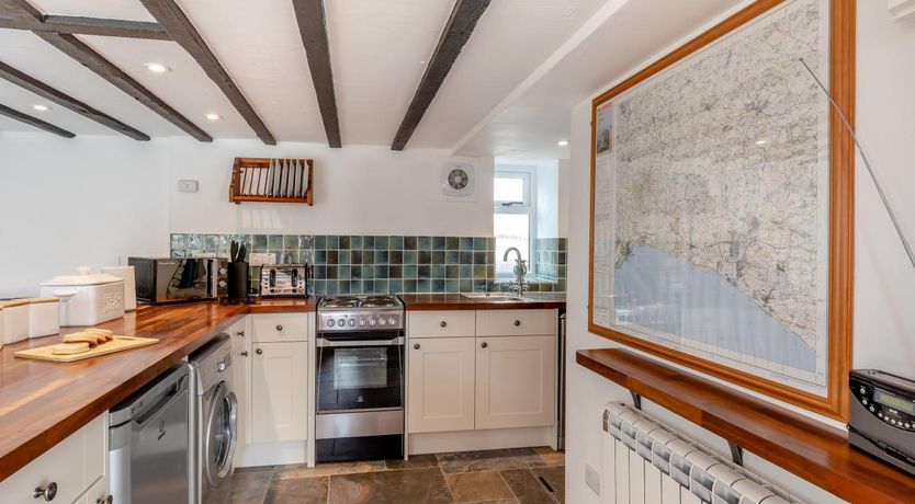 Photo of 2 Bed in Chideock