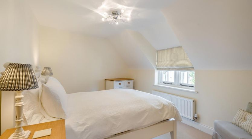 Photo of 3 Bed in West Lulworth