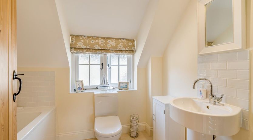 Photo of 3 Bed in West Lulworth