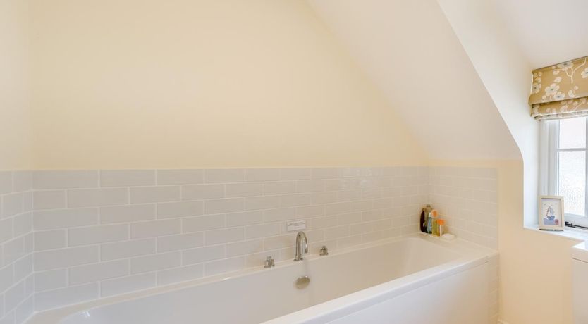 Photo of 3 Bed in West Lulworth