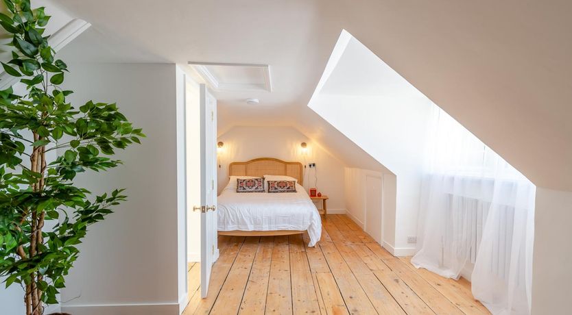 Photo of 4 Bed in Deal