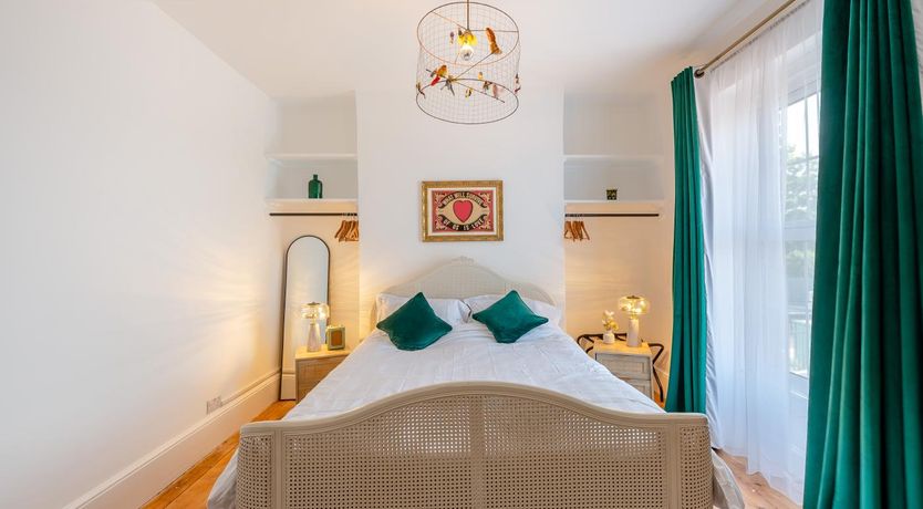 Photo of 4 Bed in Deal
