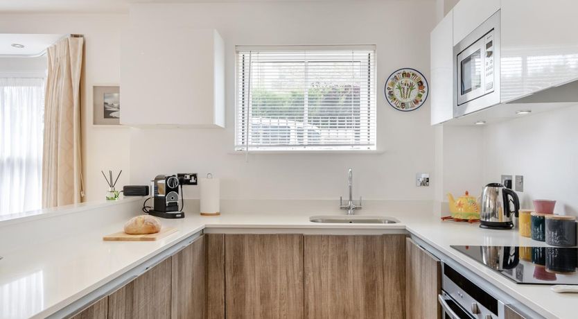 Photo of 1 Bed in Freshwater