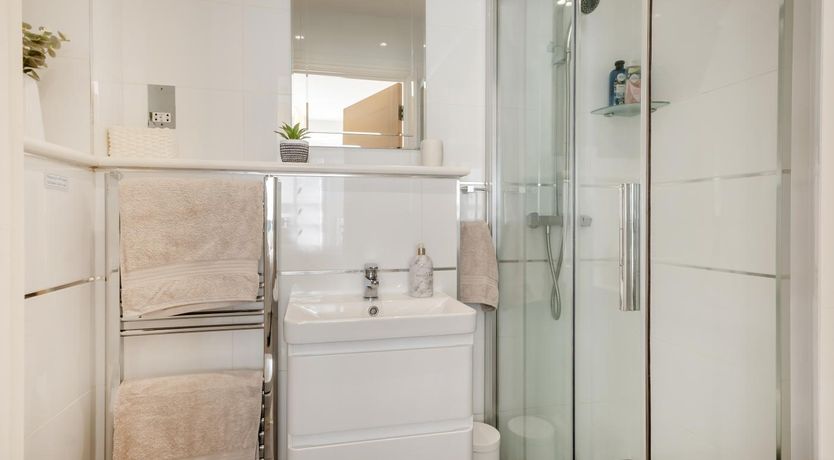 Photo of 1 Bed in Freshwater