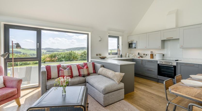 Photo of 2 Bed in Newburgh