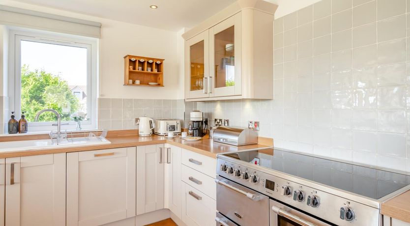 Photo of 3 Bed in Newburgh