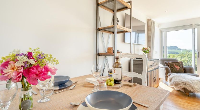 Photo of 3 Bed in Newburgh