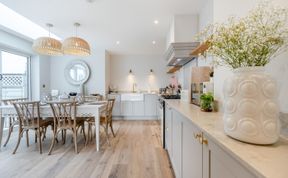 Photo of 3 Bed in Appledore