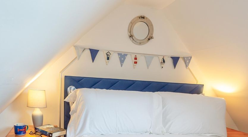 Photo of 2 Bed in Cullen