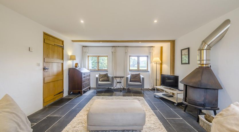 Photo of 2 Bed in Bramfield