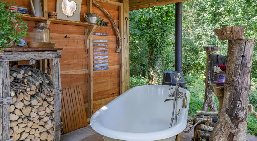 Photo of 2 Bed in Whitecastle