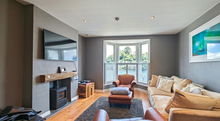 Photo of 4 Bed in Fowey