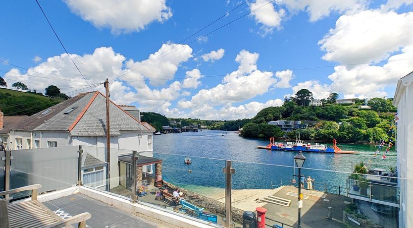 Photo of 4 Bed in Fowey