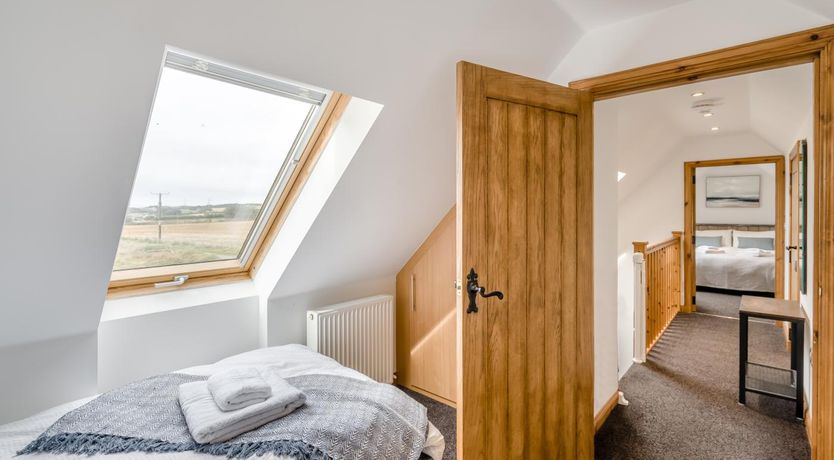 Photo of 2 Bed in Hatton