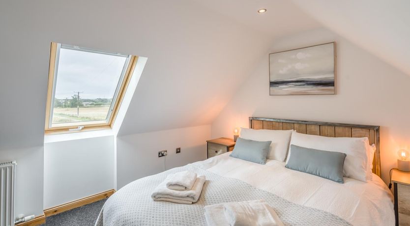 Photo of 2 Bed in Hatton