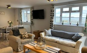 Photo of 3 Bed in Havant