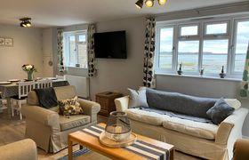 Photo of 3-bed-in-havant