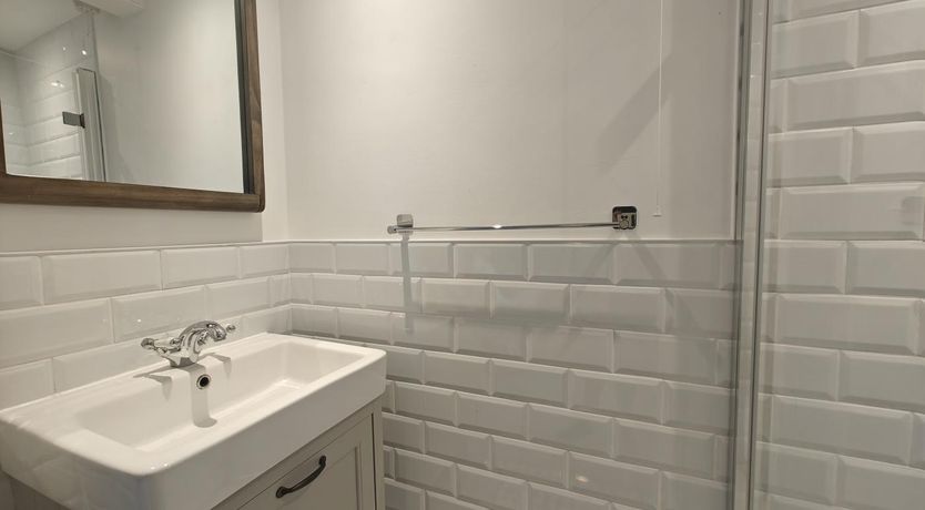 Photo of 4 Bed in Helford