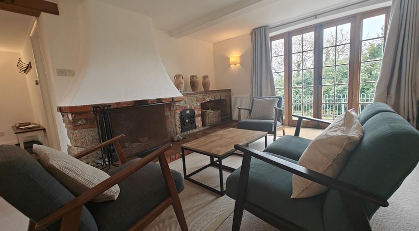 Photo of 4 Bed in Helford