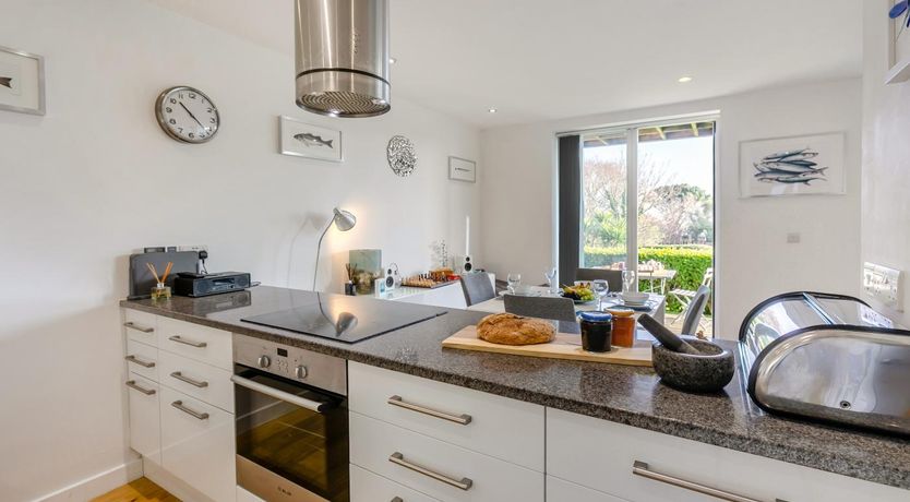 Photo of 2 Bed in St. Ives