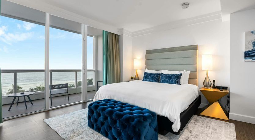 Photo of Penthouse Style