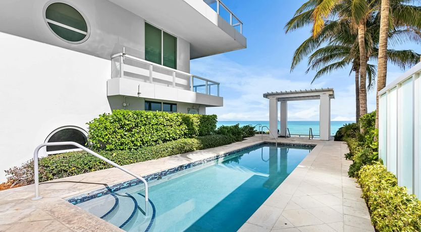 Photo of Penthouse Style