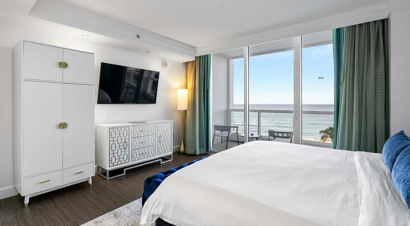 Photo of Penthouse Style